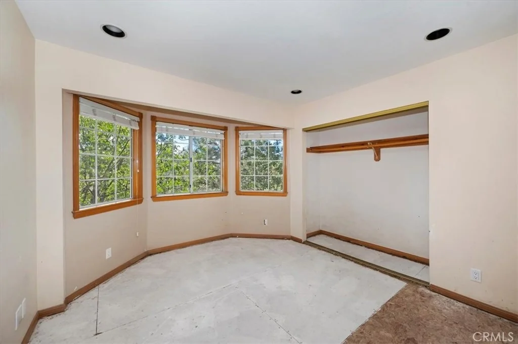 Photo of 26620 Modoc
