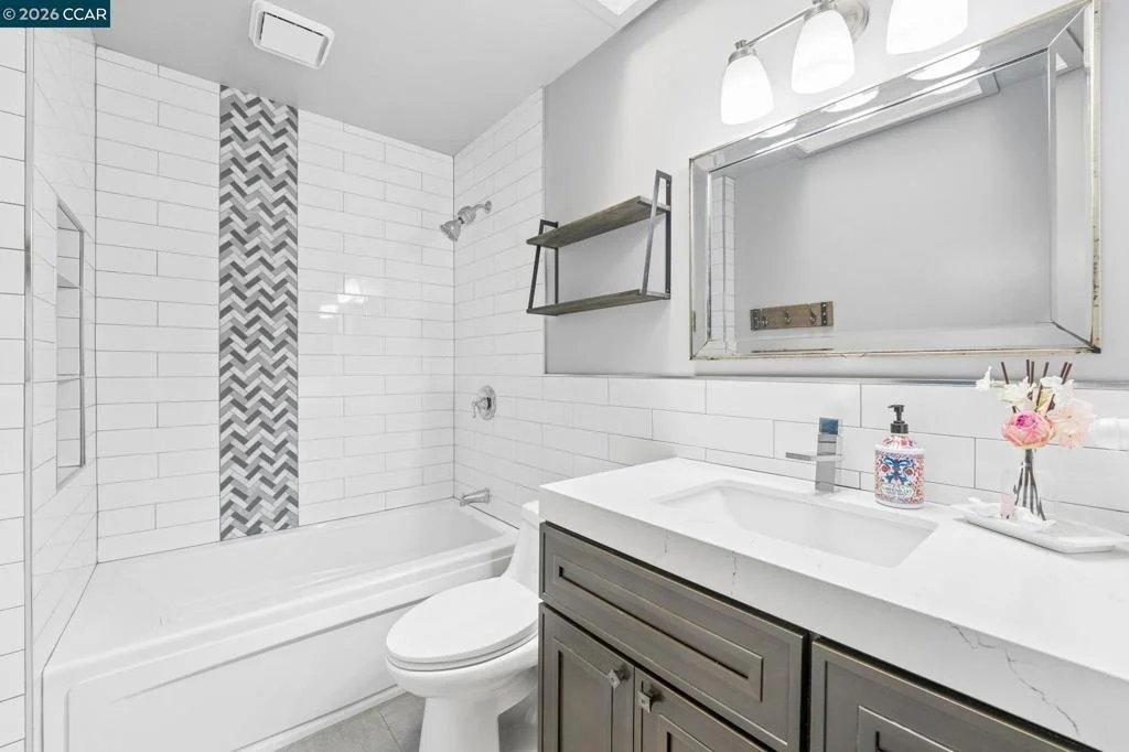Photo of 4475 Barberry