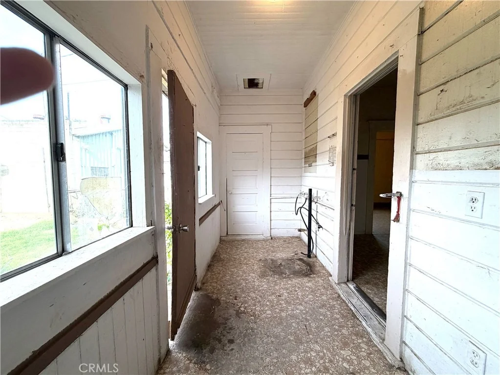 Photo of 230 W 18th