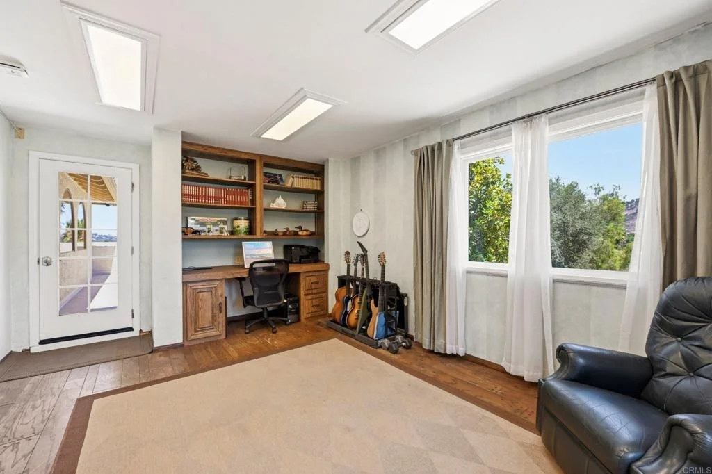 Photo of 1865 Highgrove Drive