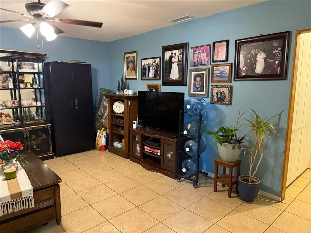 Photo of 940 Marlyce