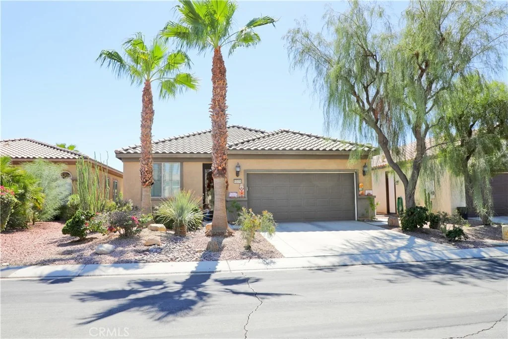 Photo of 81059 Avenida Vidrio
