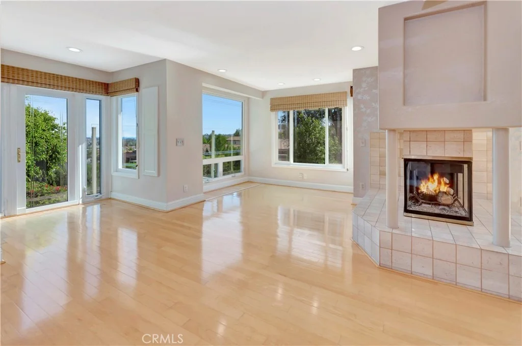 Photo of 32181 Paseo De Manuel