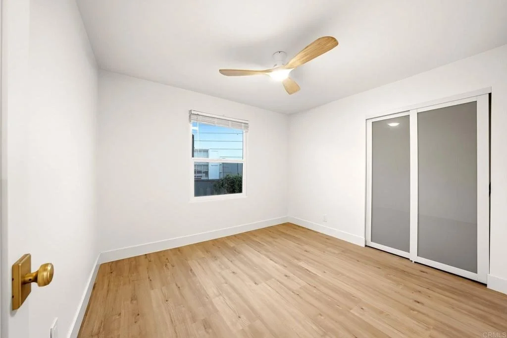 Photo of 4592 CONTOUR BLVD