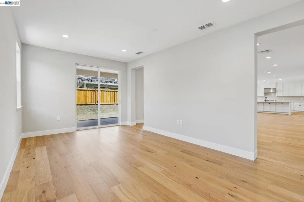 Photo of 421 Trellis Way