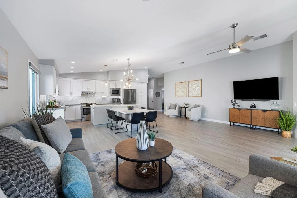 Photo of 49771 Lincoln Drive