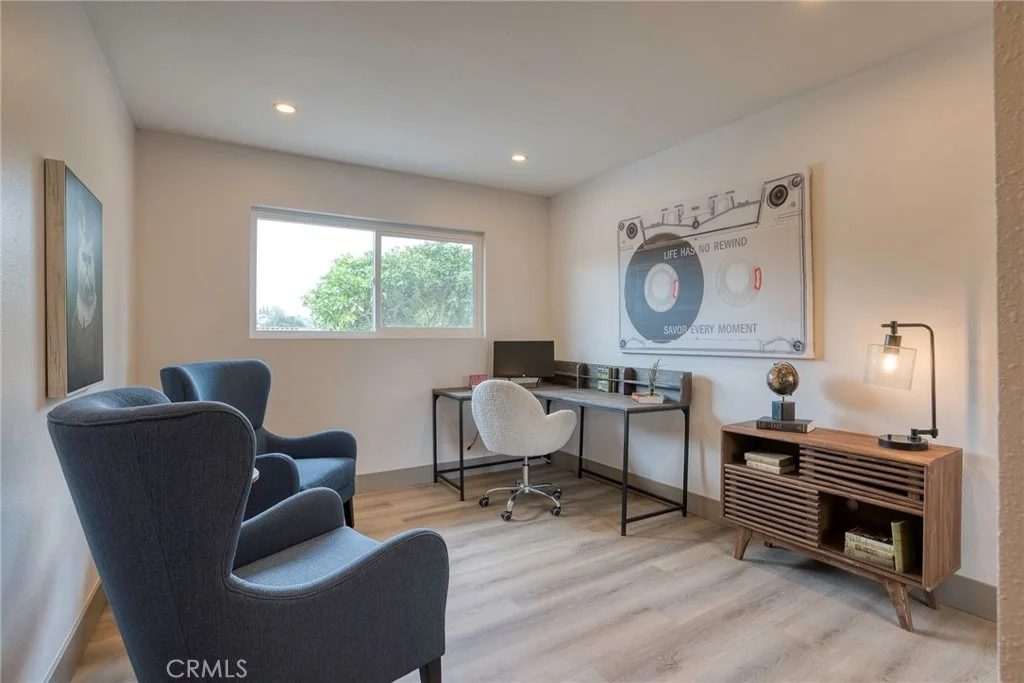 Photo of 25112 Northrup Drive