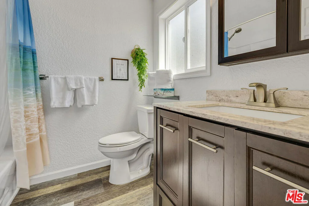 Photo of 13881 Oceanview Drive