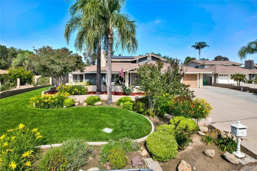 Photo of 1670 LAUREL CANYON Circle