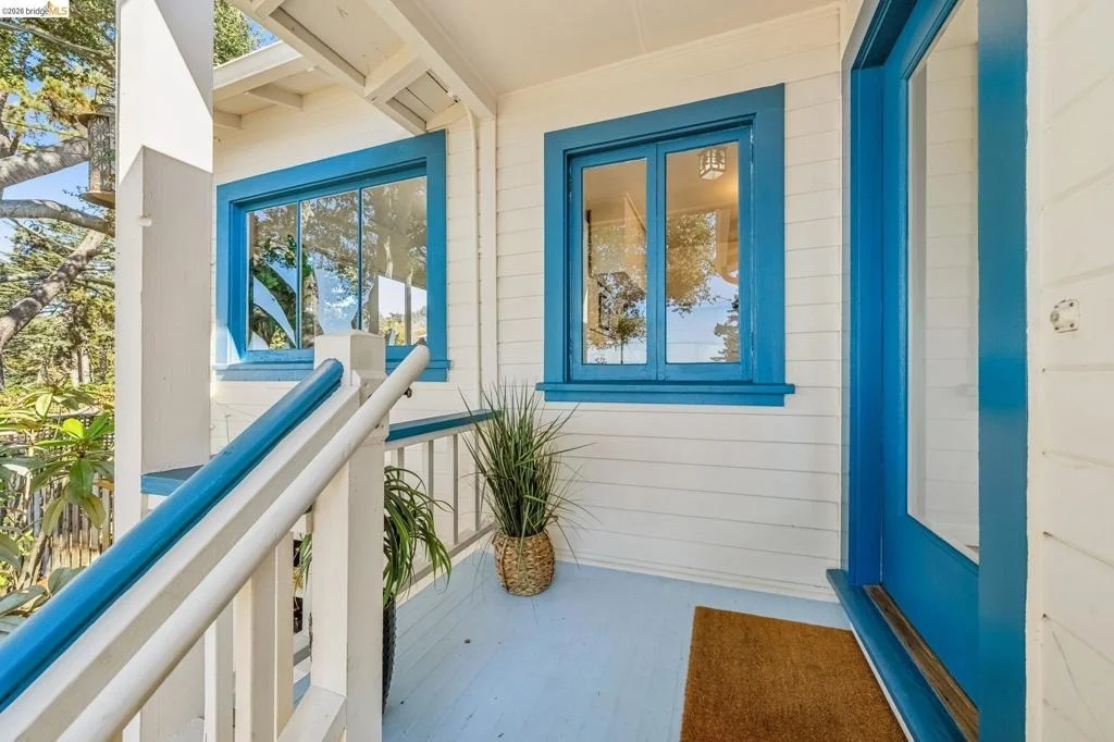Photo of 722 Avila Place