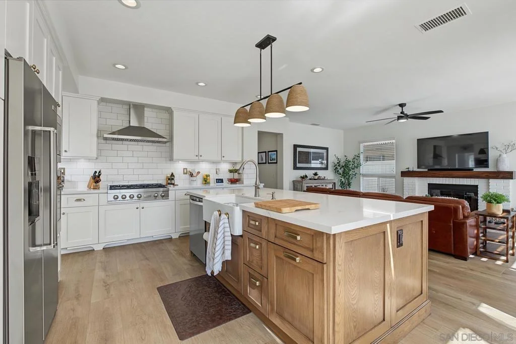 Photo of 45226 Camino Monzon