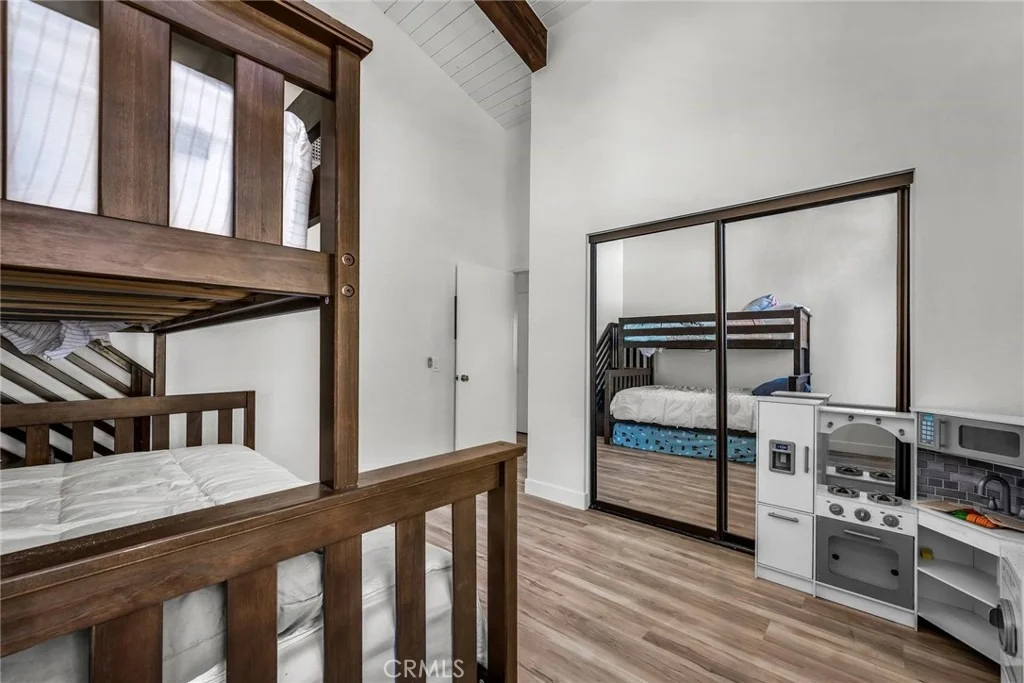 Photo of 5123 Neptune square