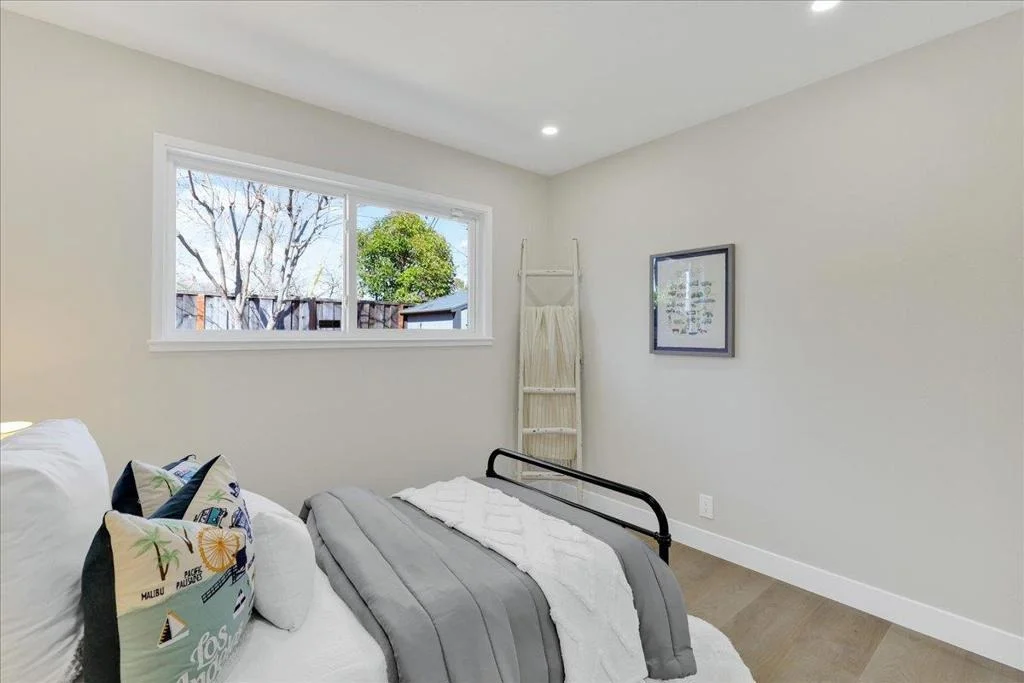 Photo of 4989 Vanderbilt Drive