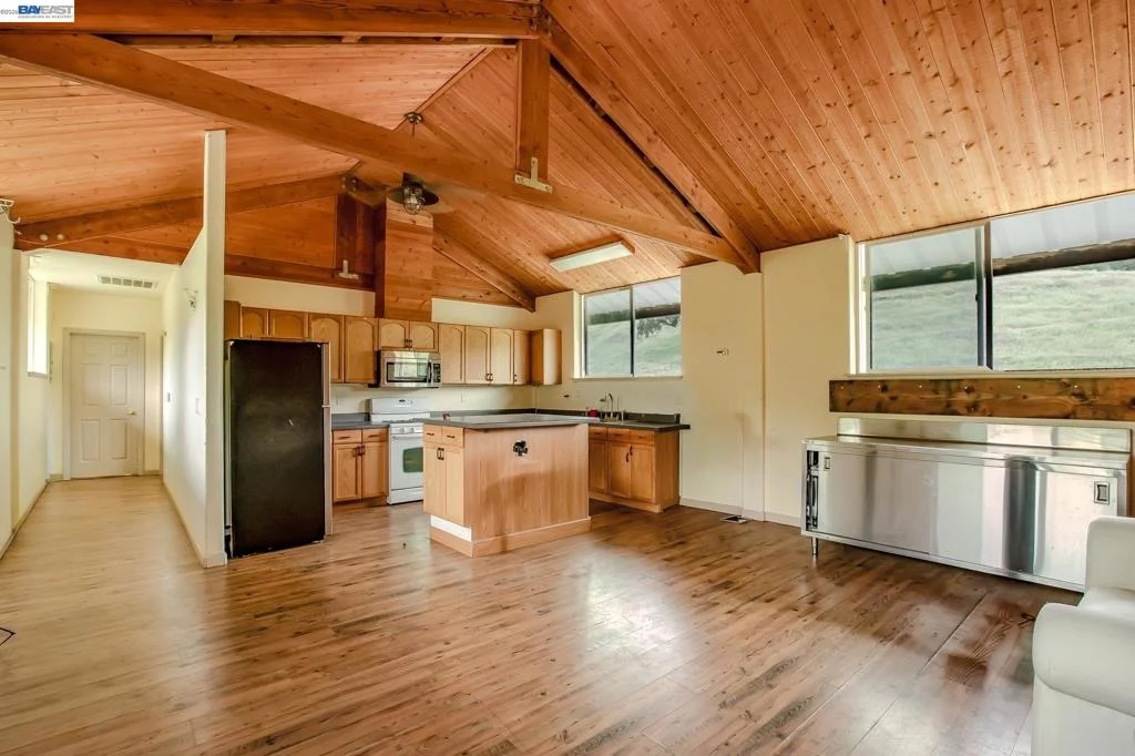 Photo of 6115 Morgan Territory Rd