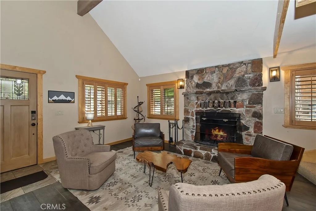 Photo of 41471 Comstock