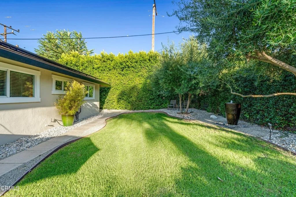 Photo of 1128 Sesmas Street