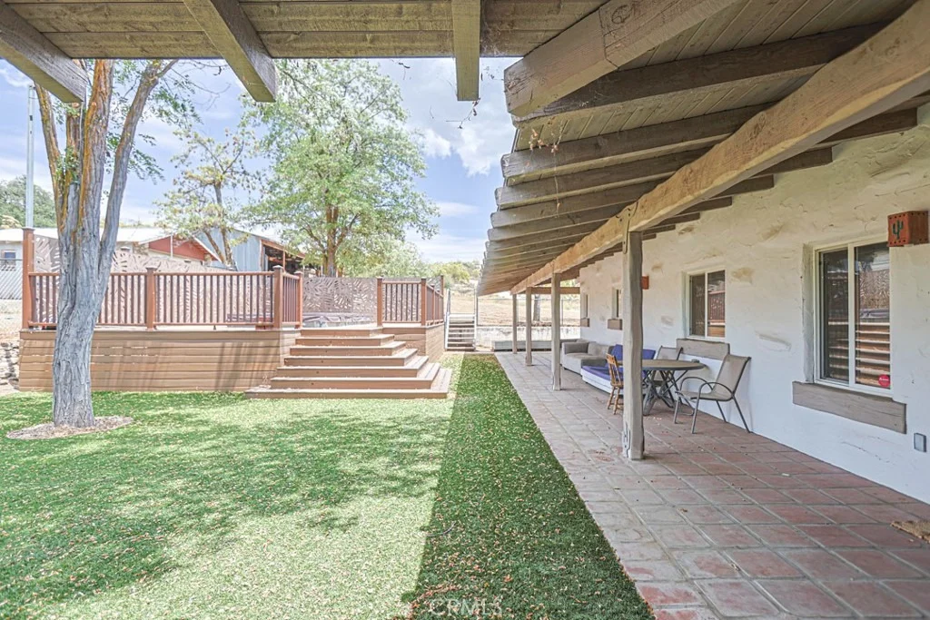 Photo of 38181 Valley Oak