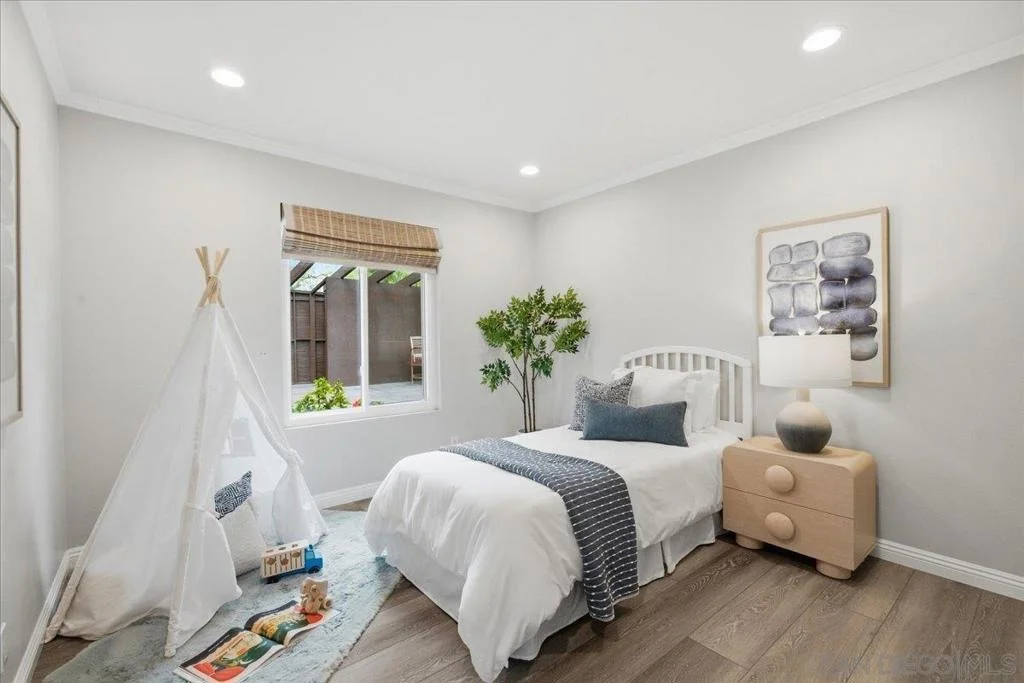 Photo of 427 Ponte Ave