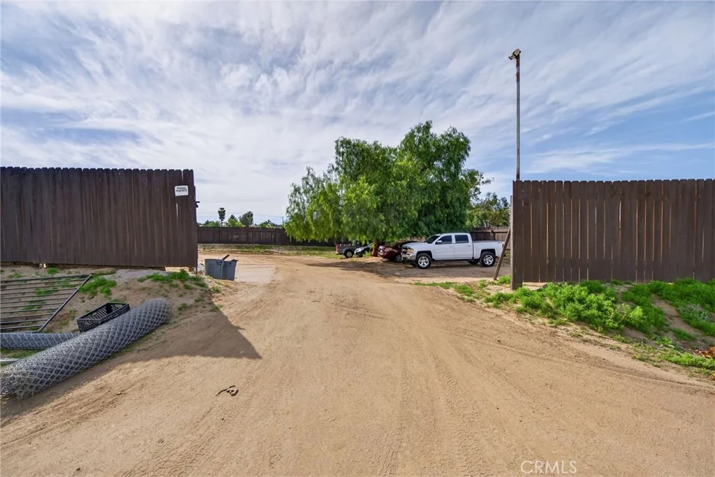 Photo of 14435 Wood Road