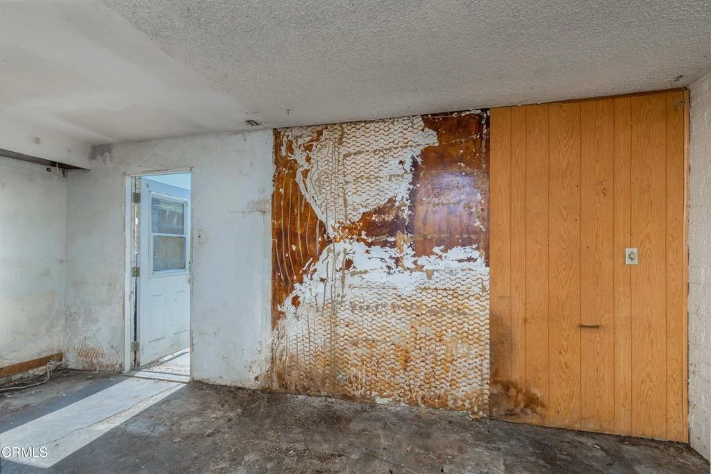 Photo of 3035 Lake Street