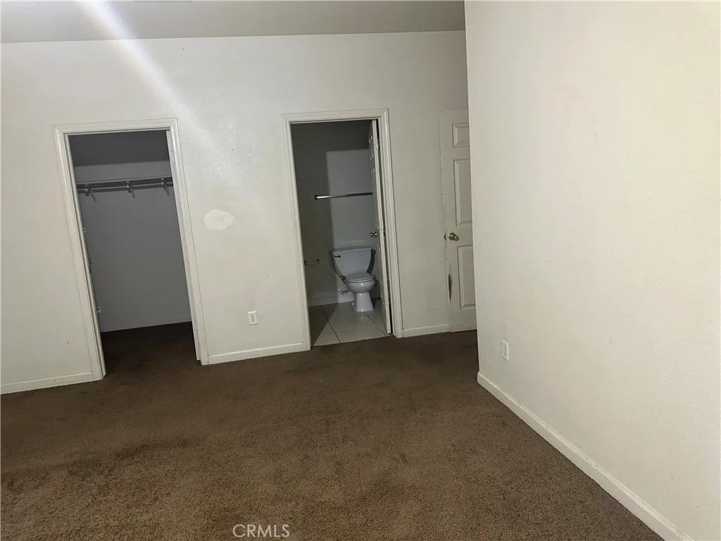 Photo of 692 Gateway