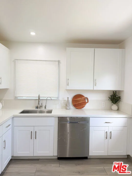 Photo of 7444 Oak Park Avenue