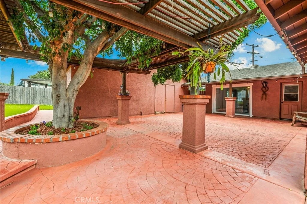 Photo of 7850 Deborah