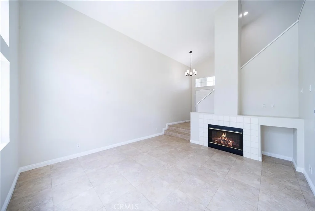 Photo of 877 Willowcreek
