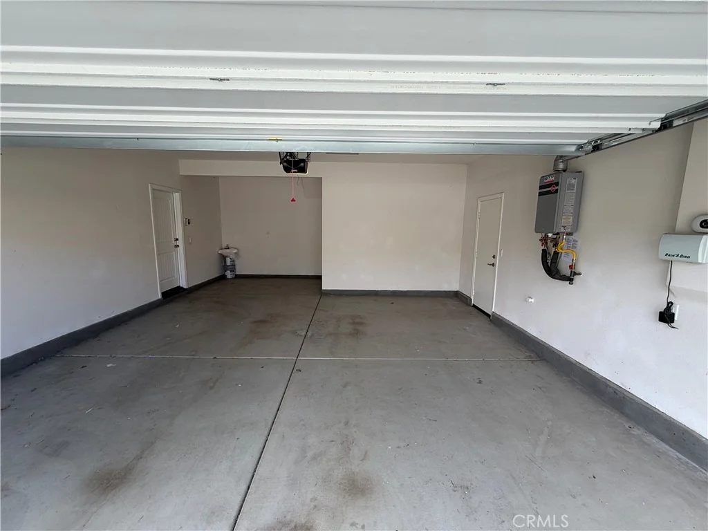 Photo of 31585 Chamise