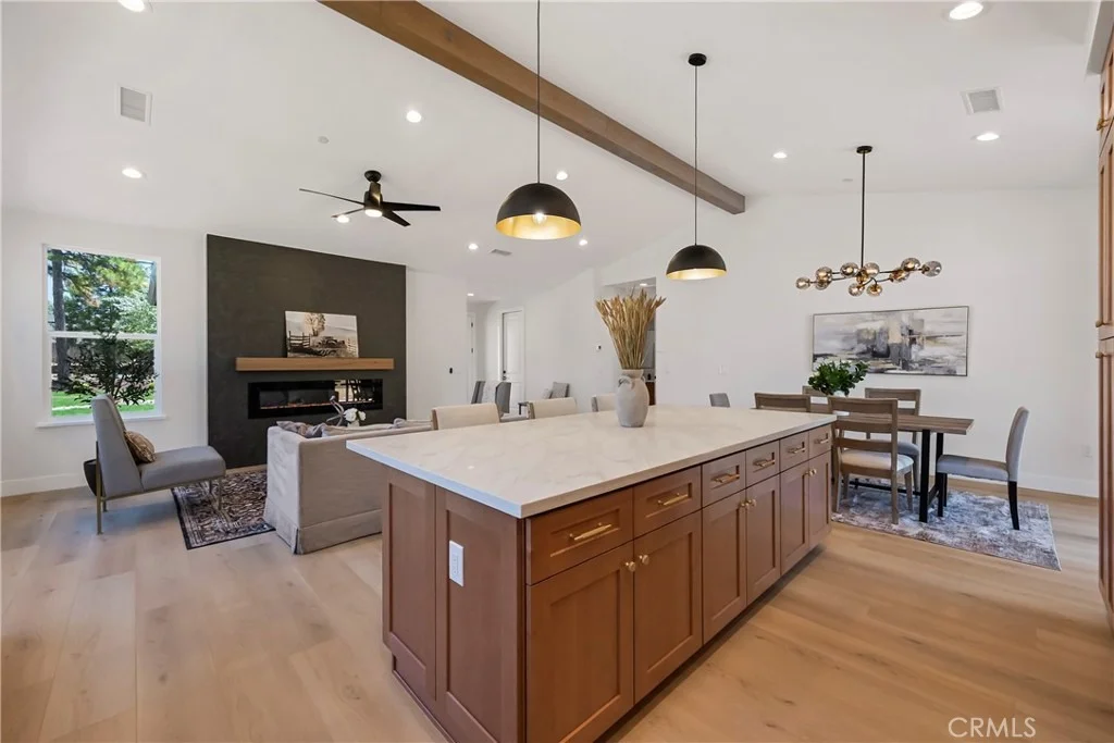 Photo of 5677 Pentz Road