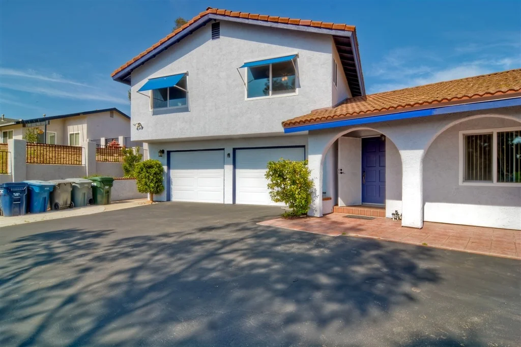 Photo of 1018 Avocado Ave