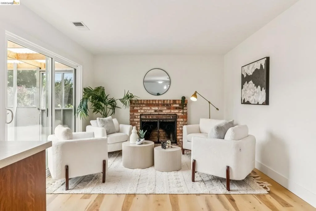 Photo of 50 Sharon Dr
