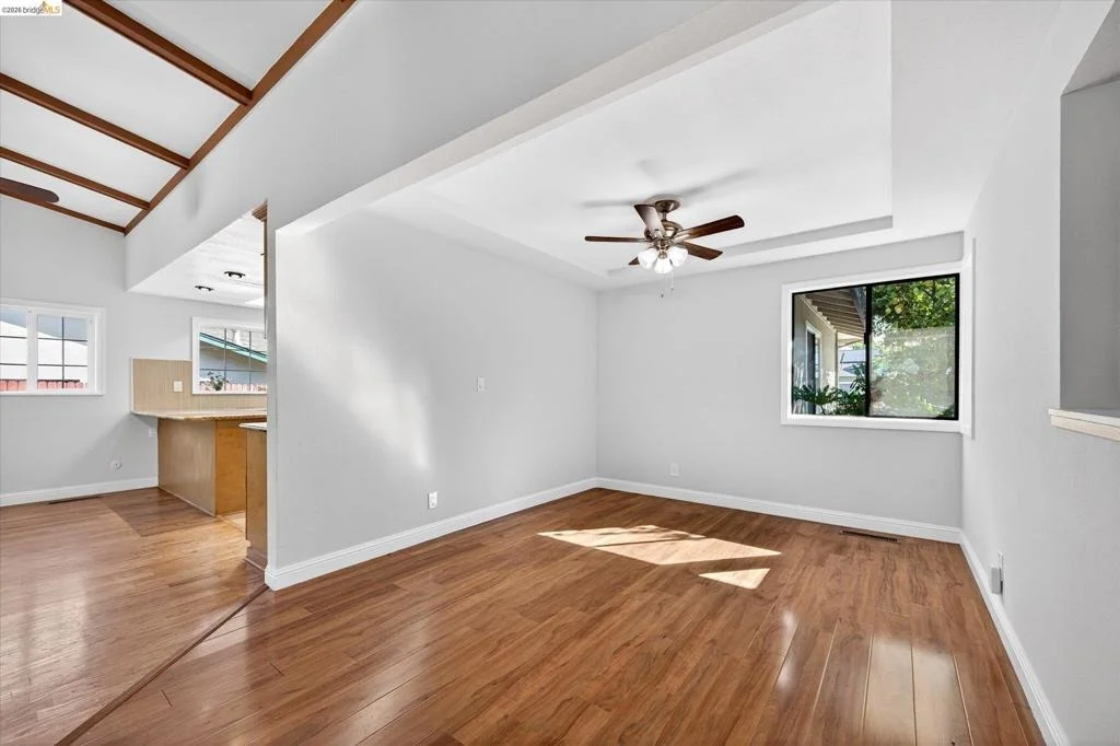Photo of 901 Helix Dr