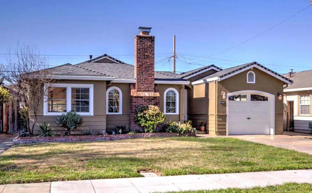 Photo of 1999 Jonathan Avenue