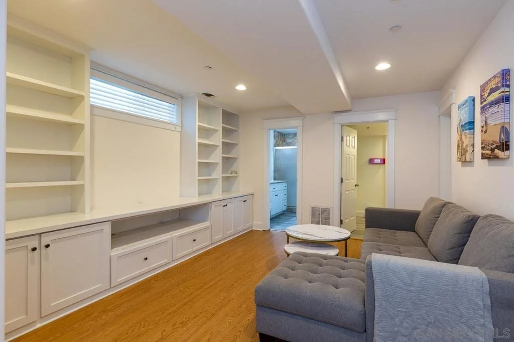 Photo of 457 D Ave
