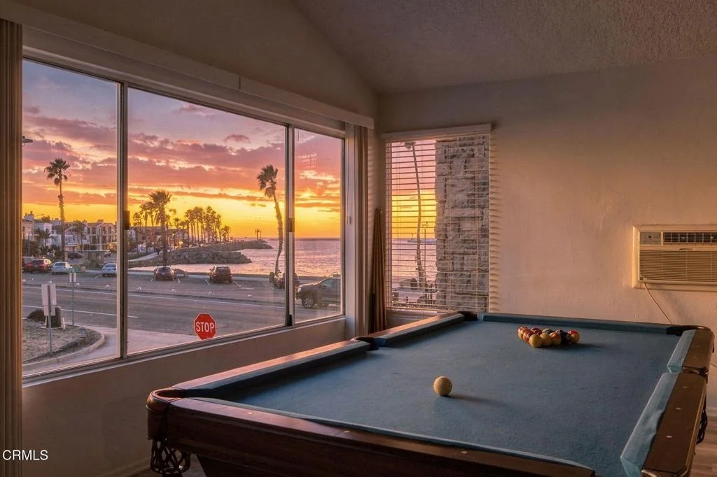 Photo of 261 Hollywood Boulevard