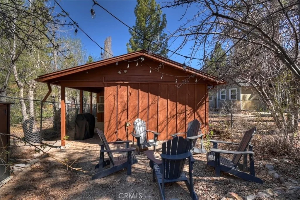 Photo of 39975 Ohio Lane