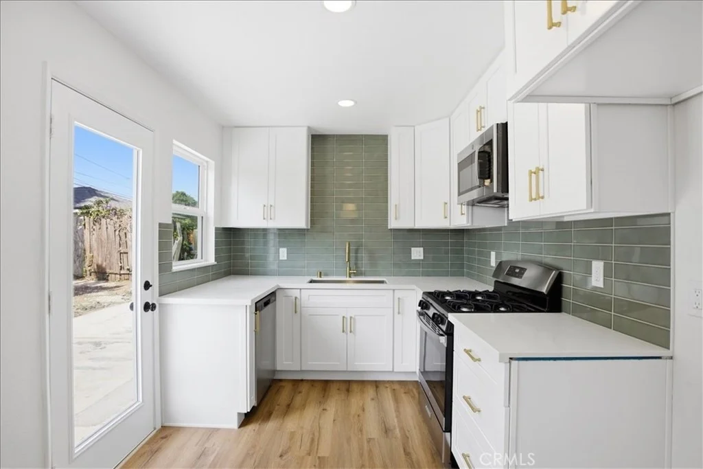 Photo of 168 E Lark Street