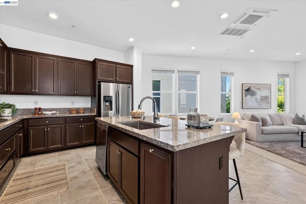 Photo of 5856 Nugget Way