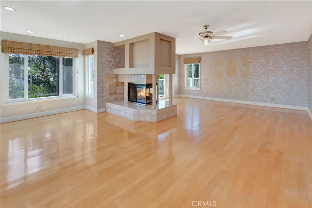 Photo of 32181 Paseo De Manuel