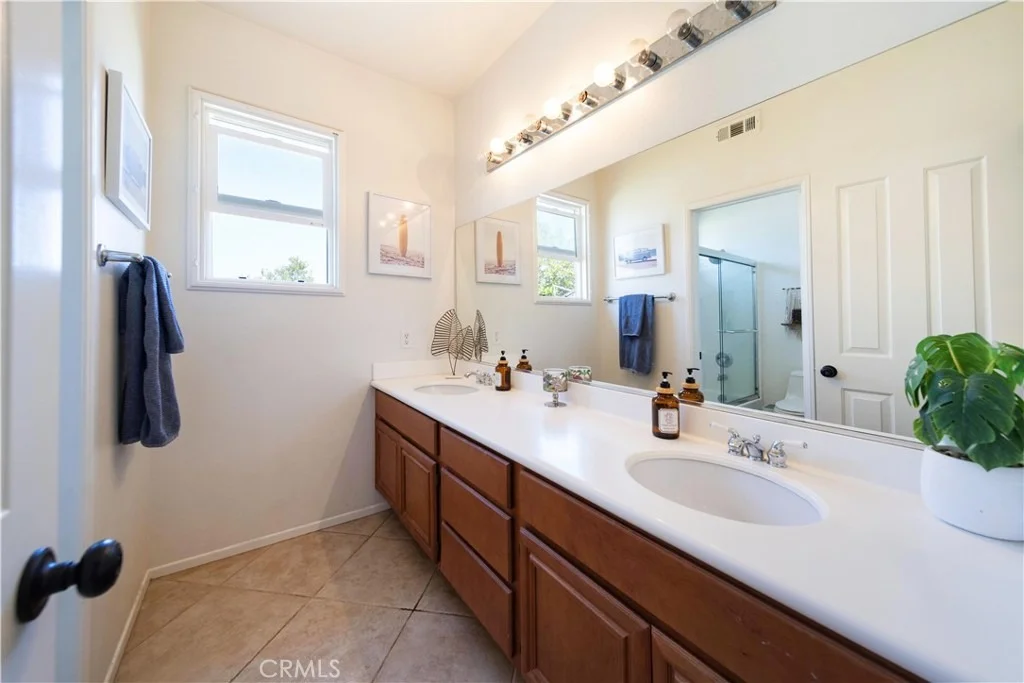 Photo of 41288 Rue Jadot