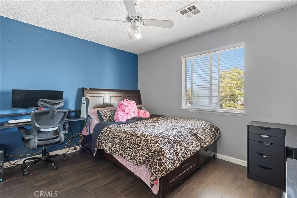 Photo of 1137 Redwood Court