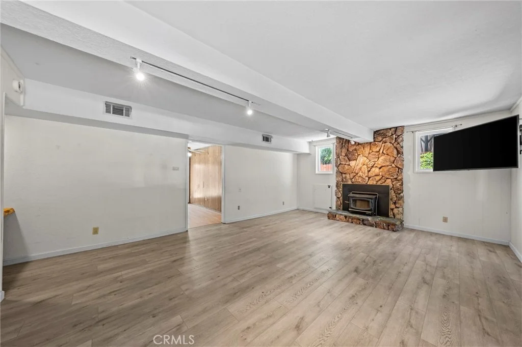 Photo of 22879 Juniper Lane