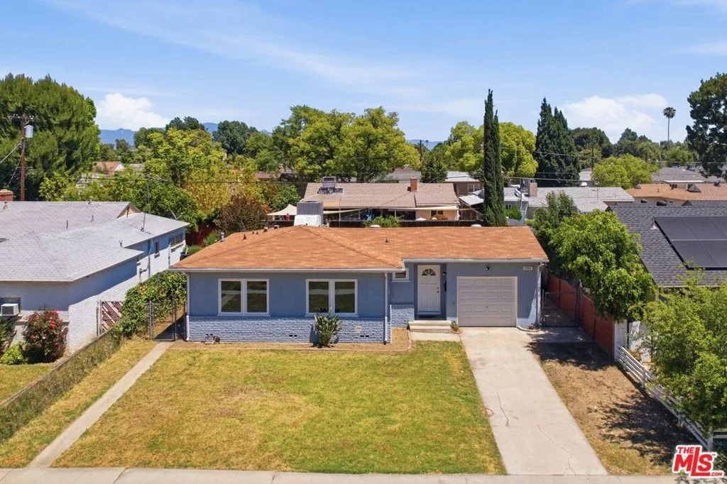 Photo of 7444 Oak Park Avenue