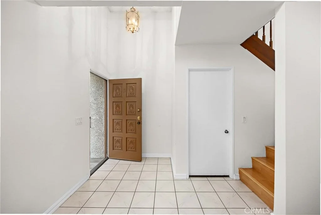 Photo of Unit D at 1006 Arcadia