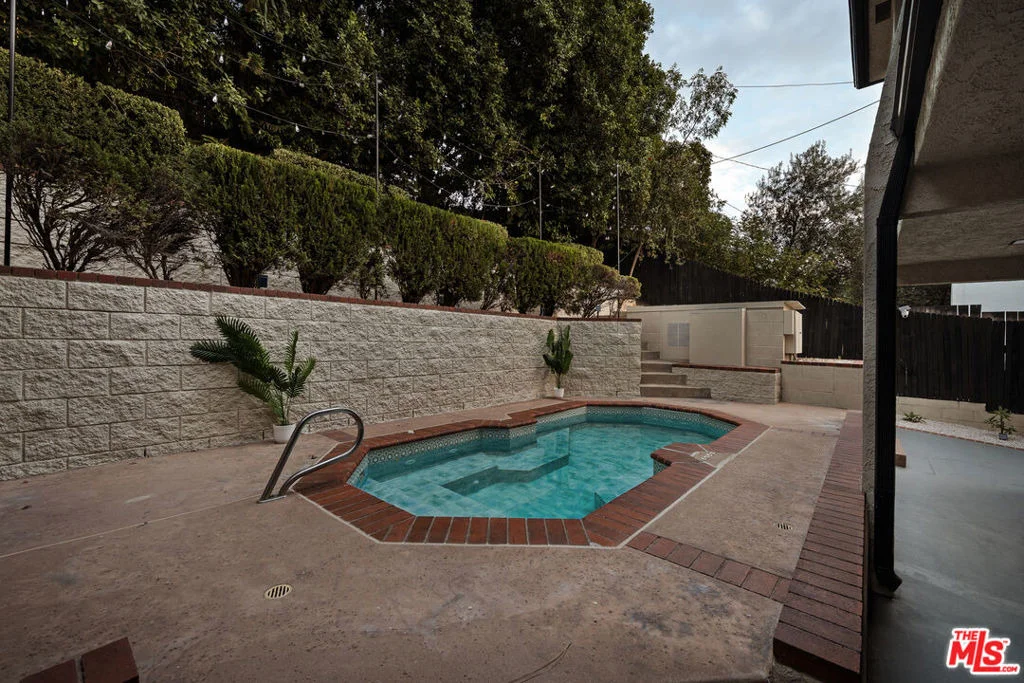 Photo of 380 Cherry Drive