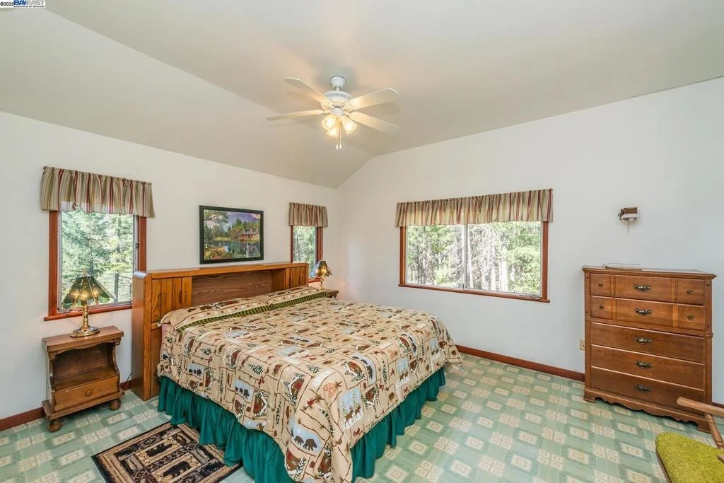 Photo of 8341 East Side Rd