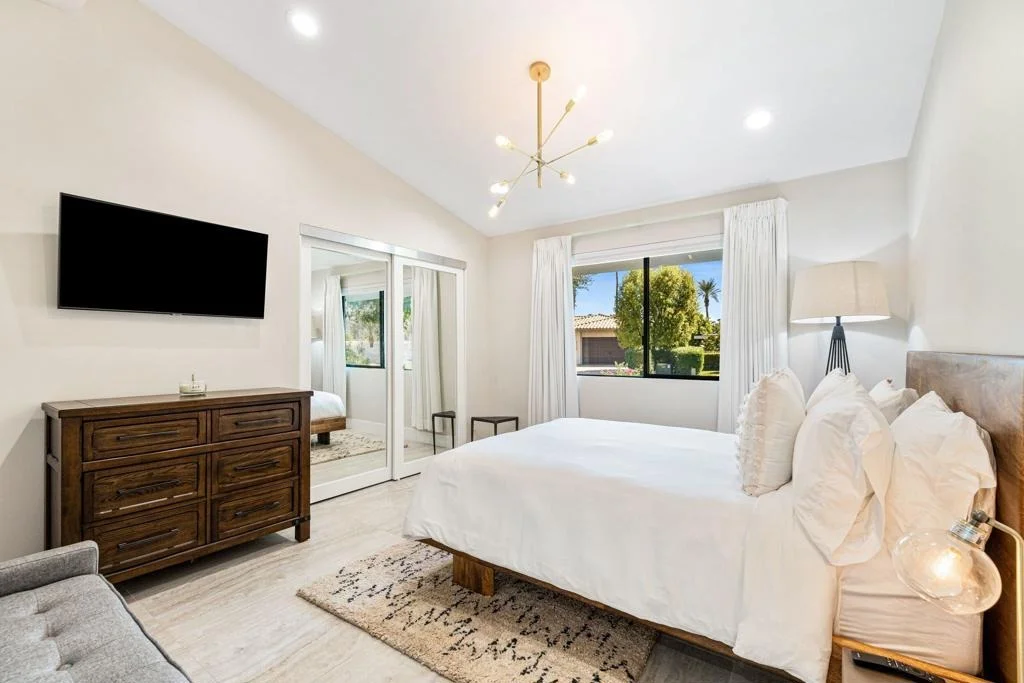 Photo of 45655 Apache Road