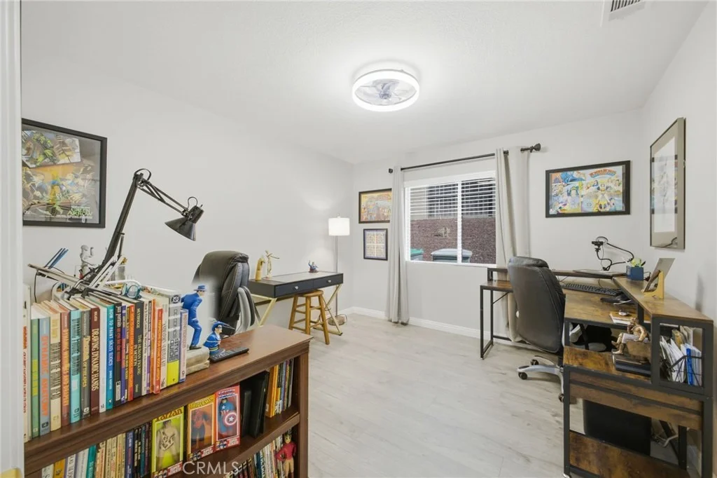 Photo of 3966 Bennett