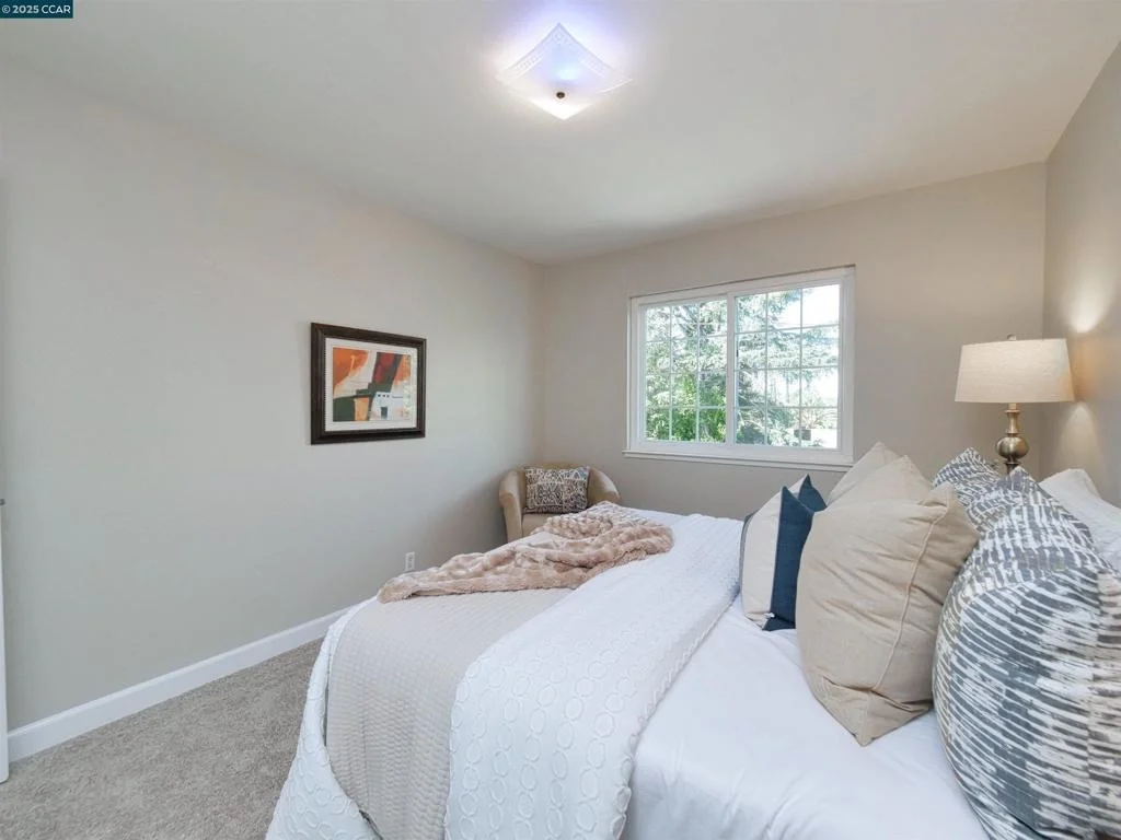 Photo of 4044 Cowell Road